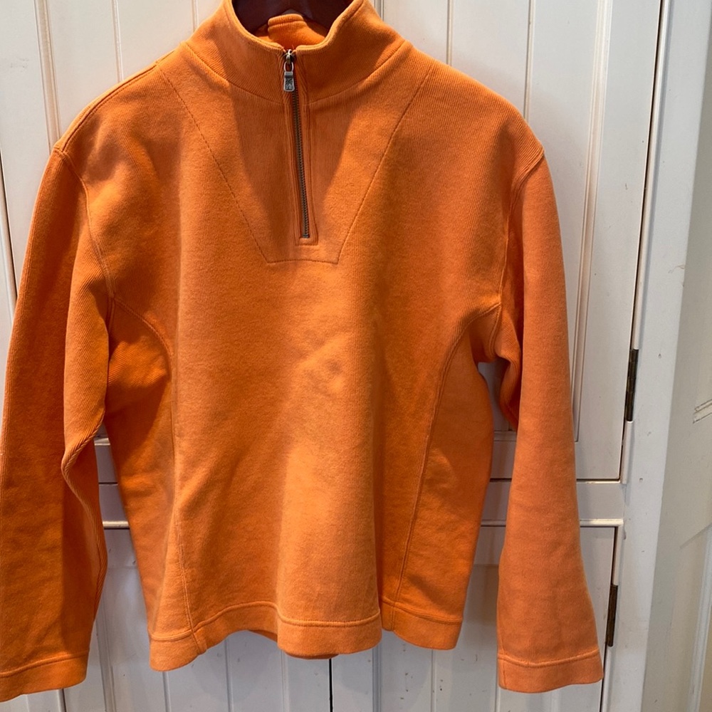 Tommy Bahama 🍑 Pullover